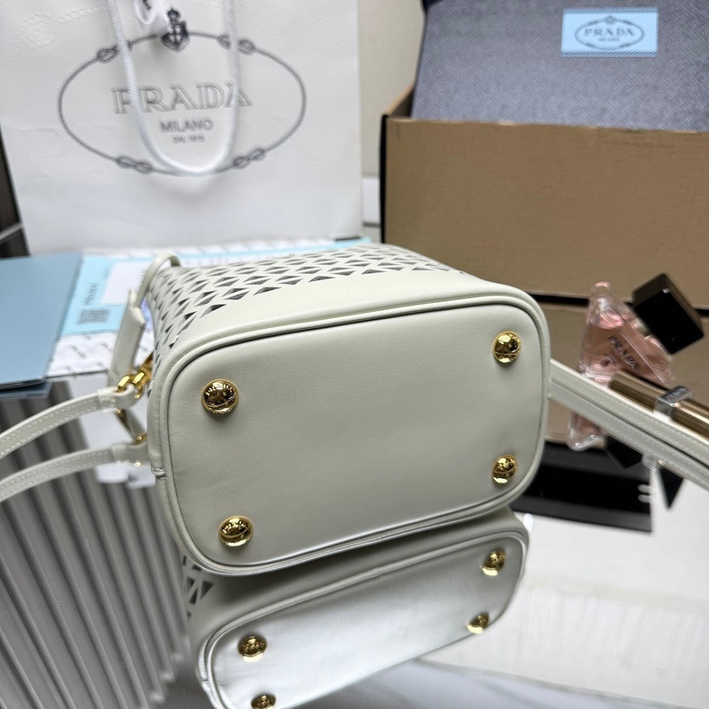 Ezyycart Bags Pradn Luxury Bag --101774