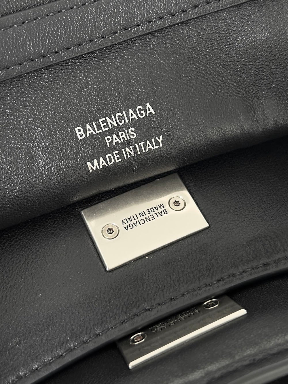 Ezyycart Bags Balenciaga Luxury Bag --110809