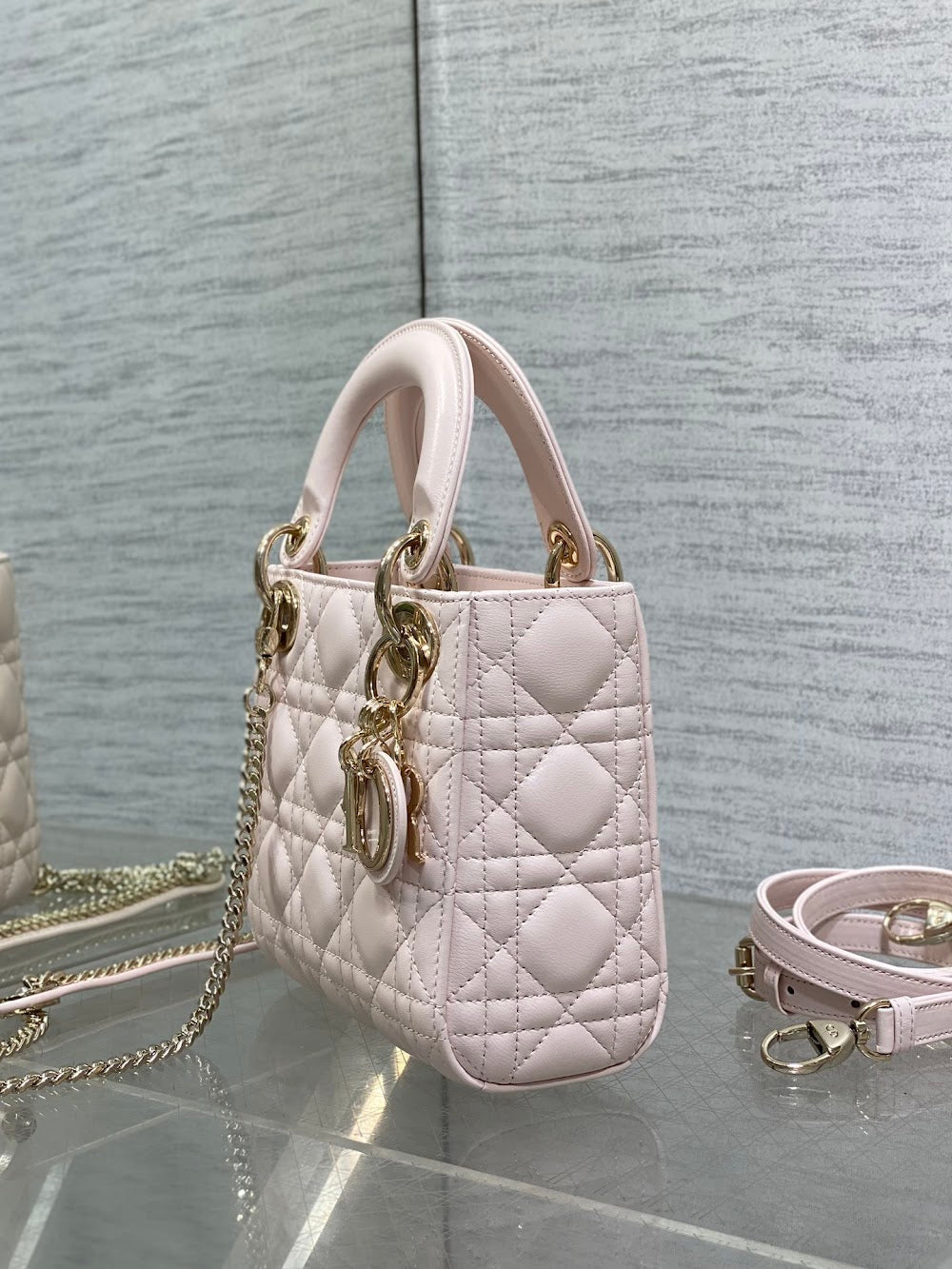 new-designer-premium-bags-nm16363