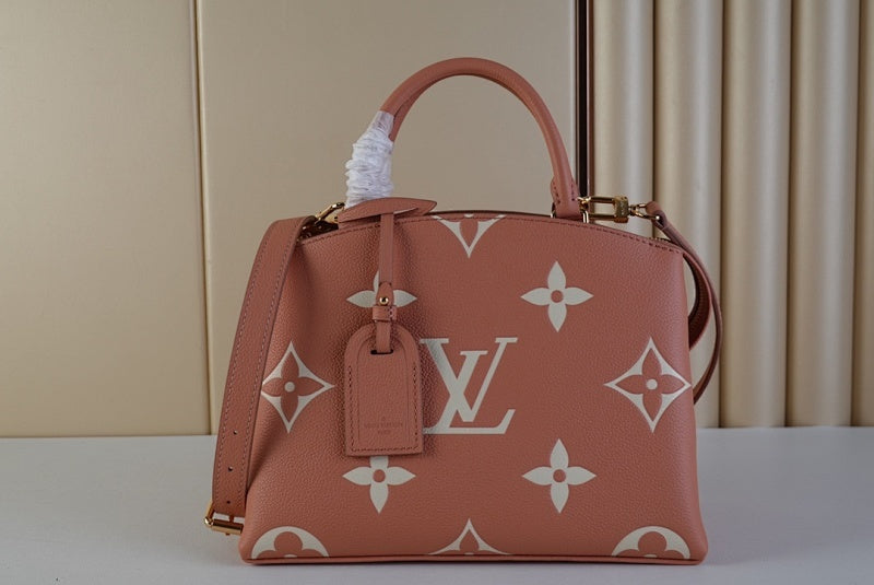 Anum Bags ln Luxury Bag --58796