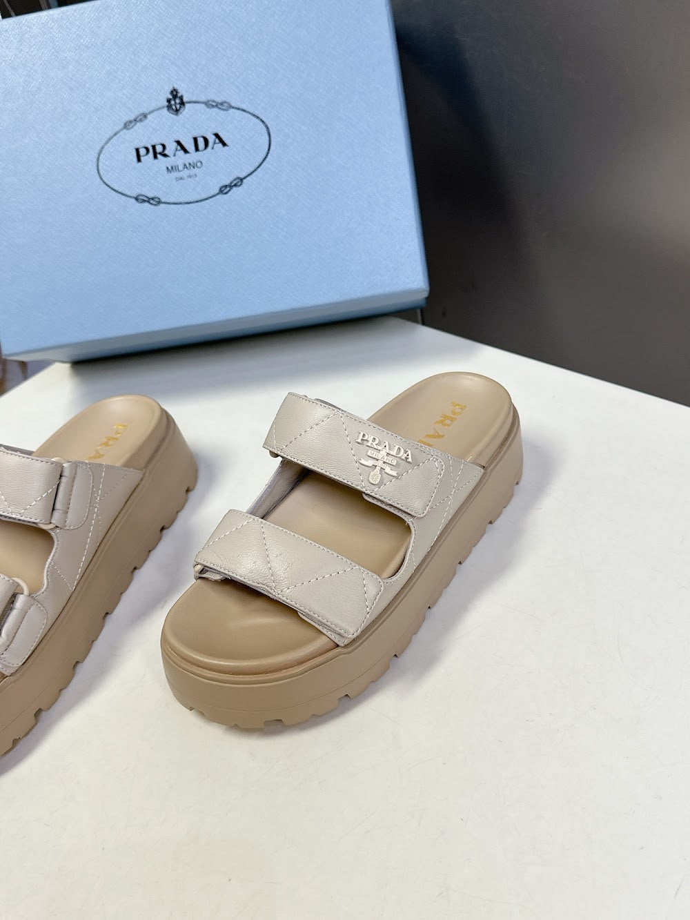 Ezyycart Bags Prada Luxury Heels --52710