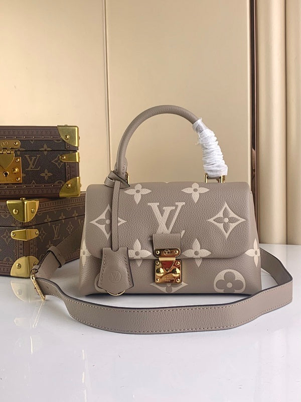 Anum Bags ln Luxury Bag --57540