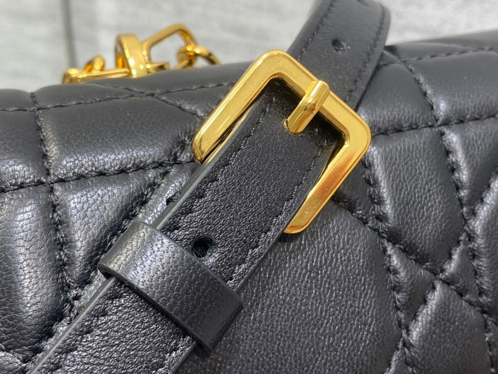 new-luxury-designer-bags-nm16096
