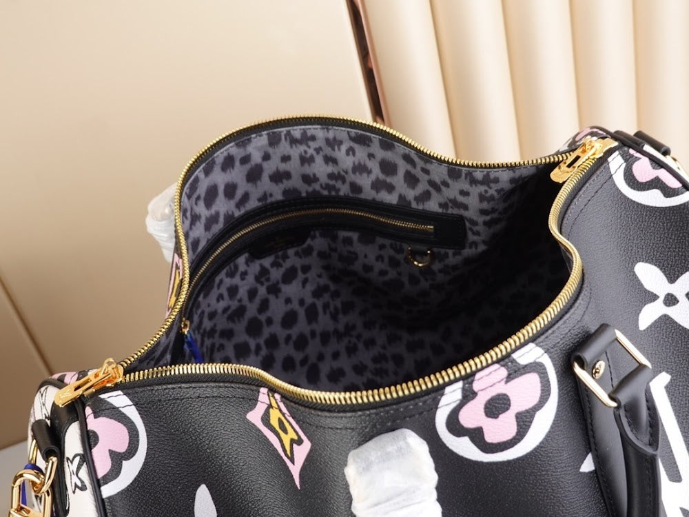 Anum Bags ln Luxury Bag --60370