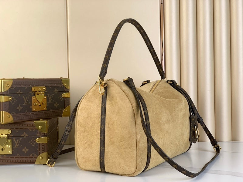 Anum Bags ln Luxury Bag --56543