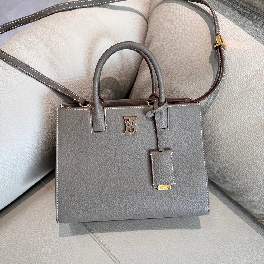 Ezyycart Bags Burberryn Luxury Bag --91705