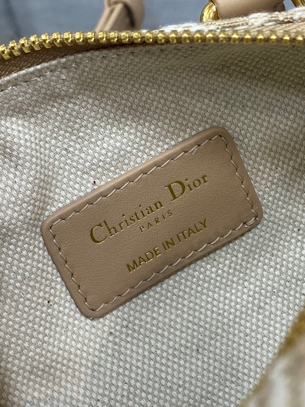 new-designer-premium-bags-nm16381