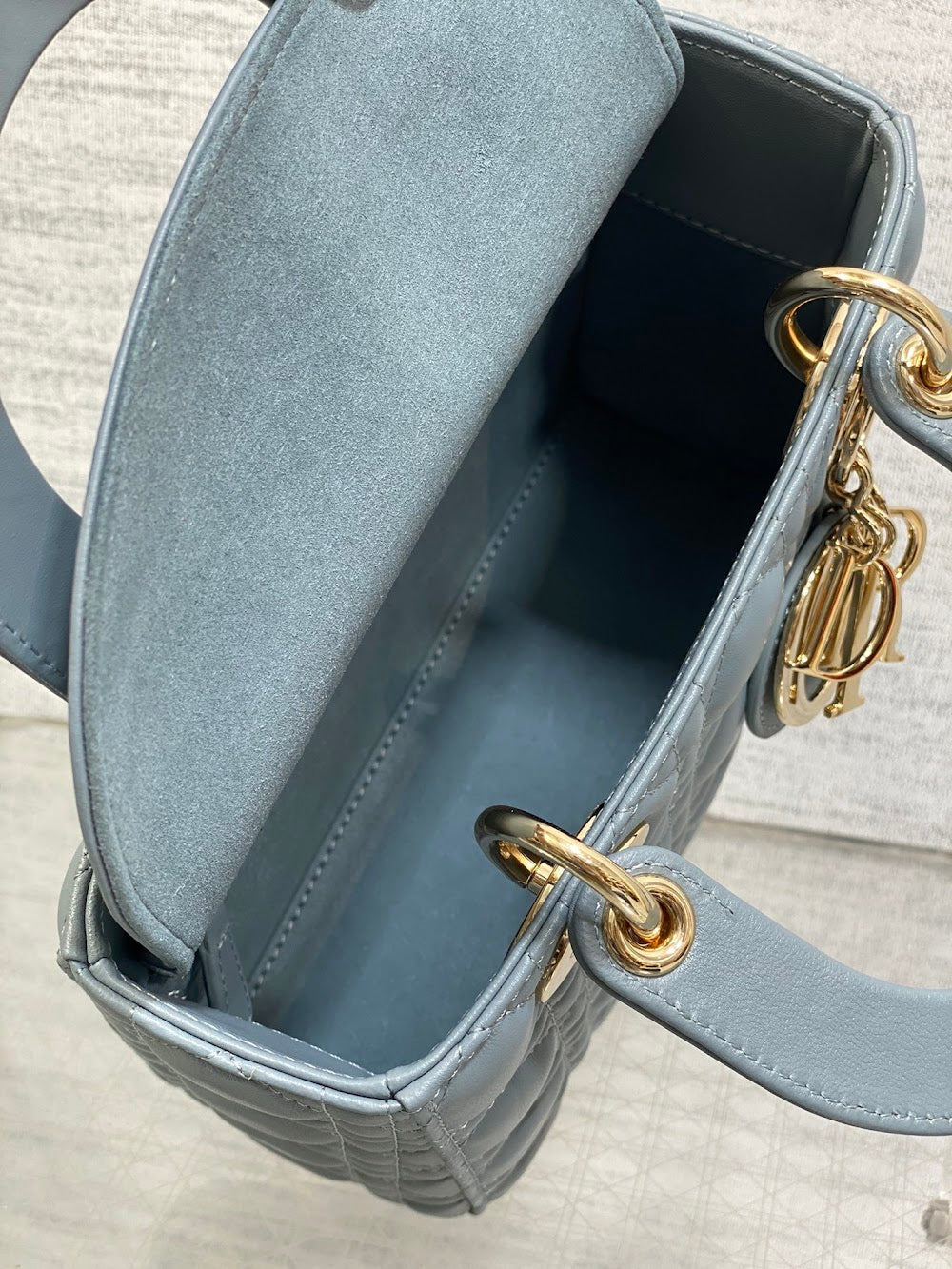 new-designer-premium-bags-nm16317