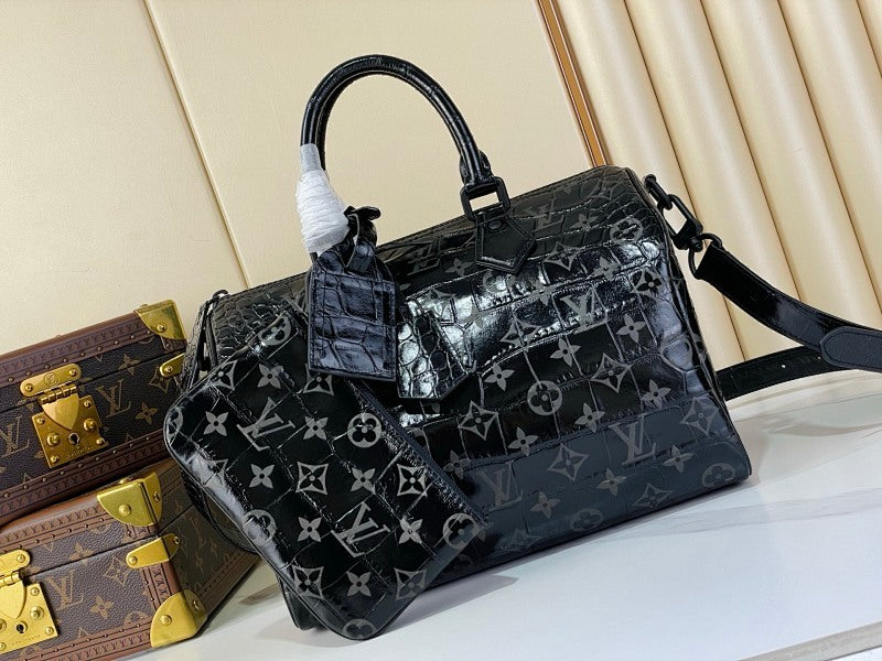 Anum Bags ln Luxury Bag --56011