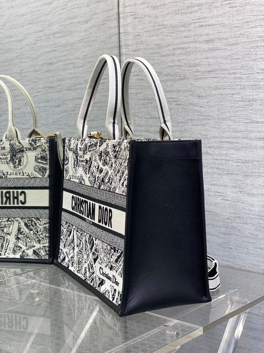 new-designer-premium-bags-nm16622