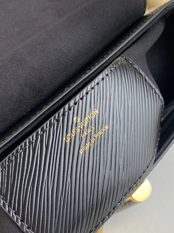 Anum Bags ln Luxury Bag --61125