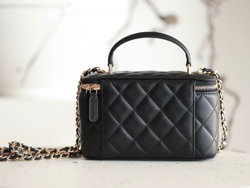 new-luxury-designer-bags-nm20616