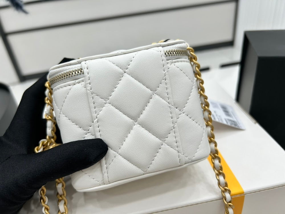 new-luxury-designer-bags-nm9303