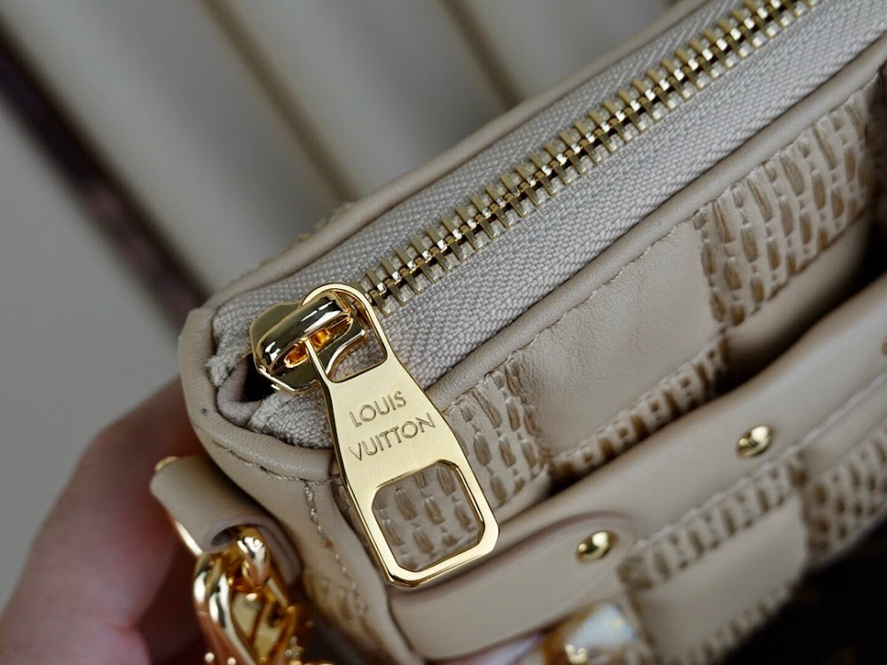 Anum Bags ln Luxury Bag --60287