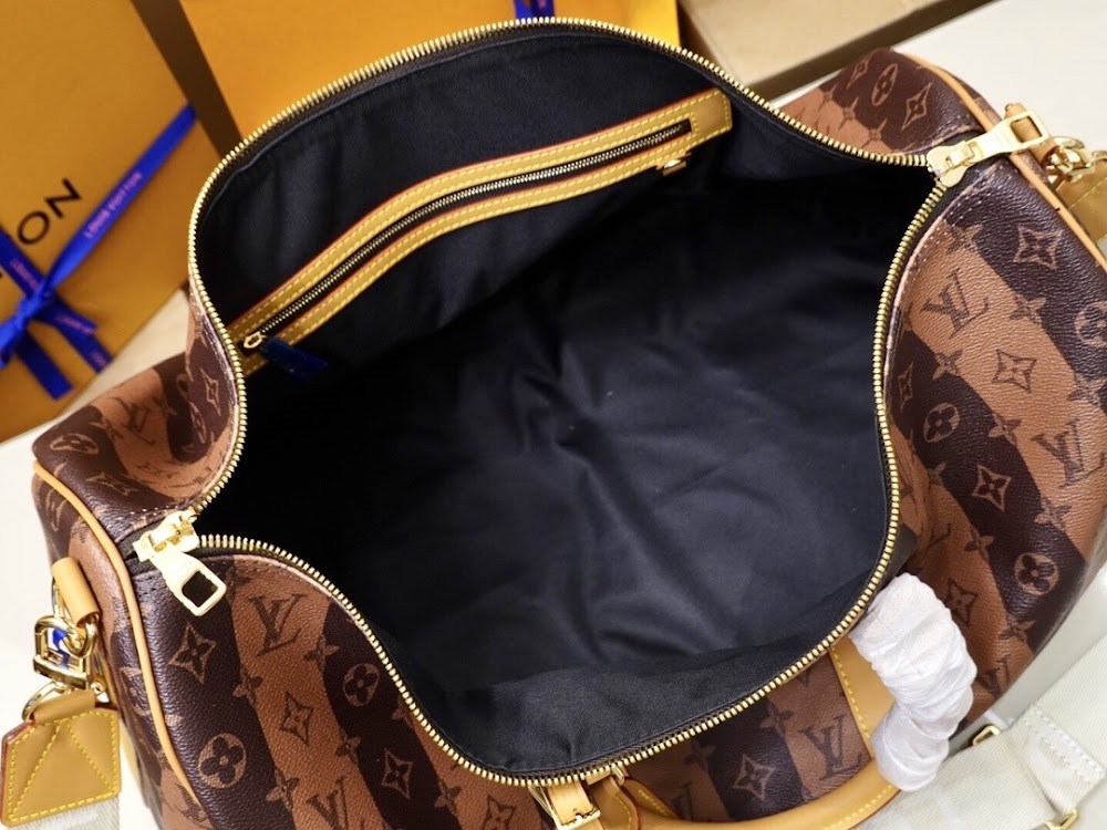 Anum Bags ln Luxury Bag --60198