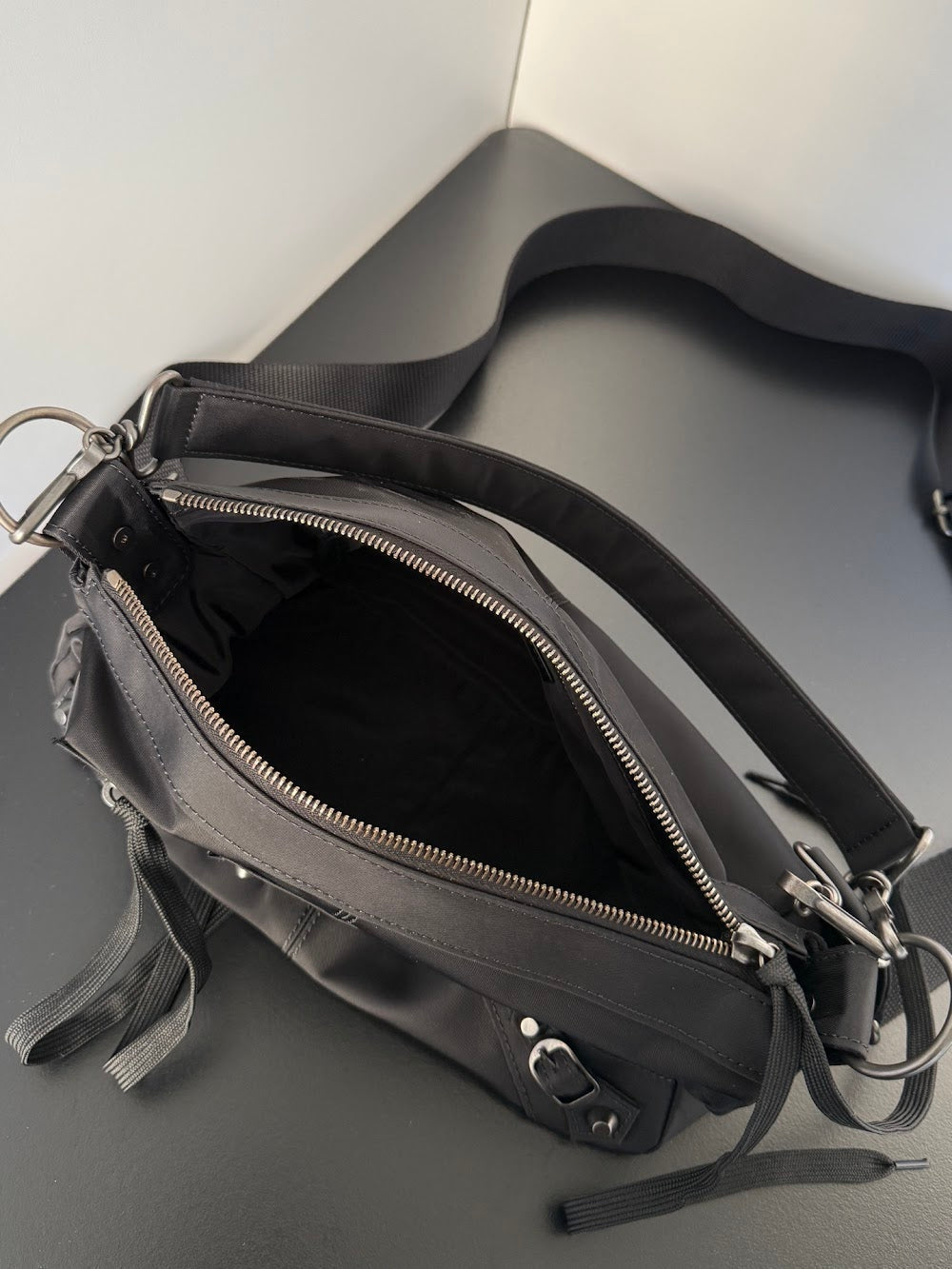 Ezyycart Bags Balenciaga Luxury Bag --111689