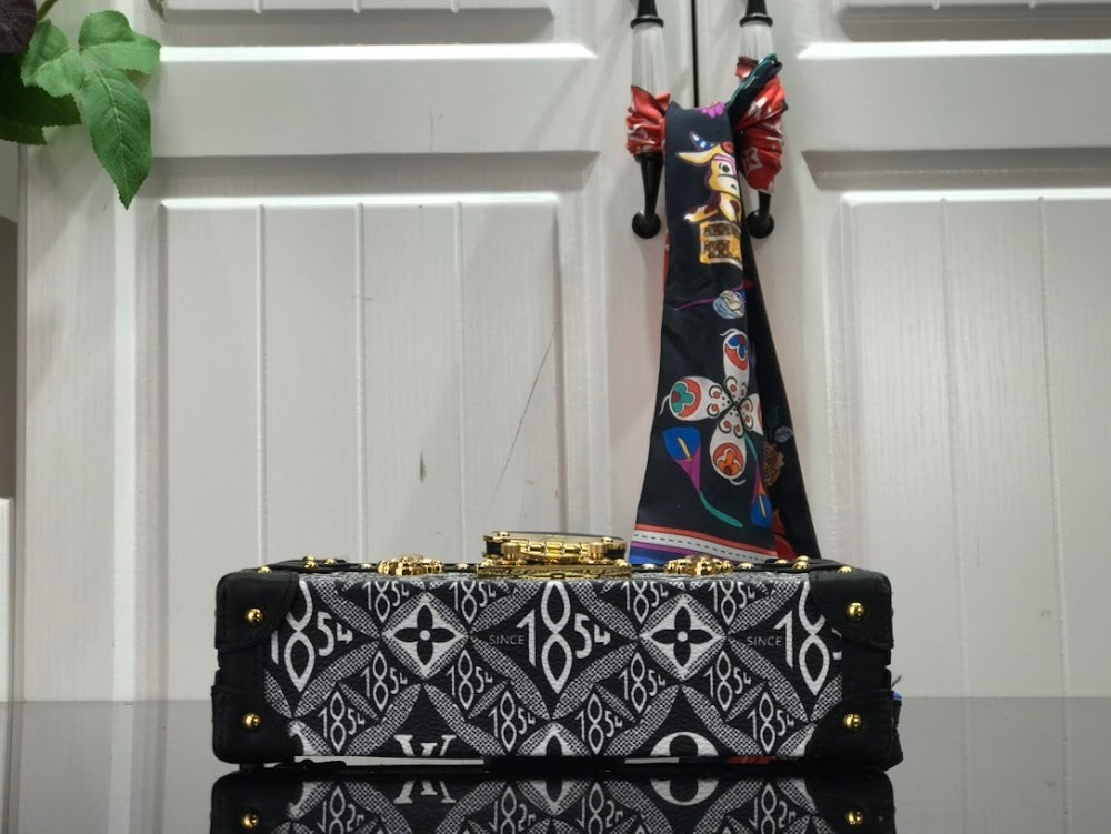 Anum Bags ln Luxury Bag --59365