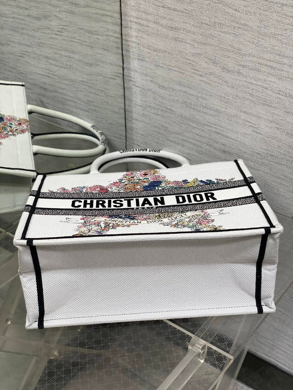 new-luxury-designer-bags-nm16053