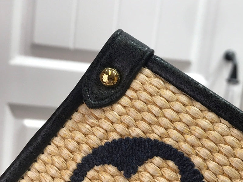Anum Bags ln Luxury Bag --59896