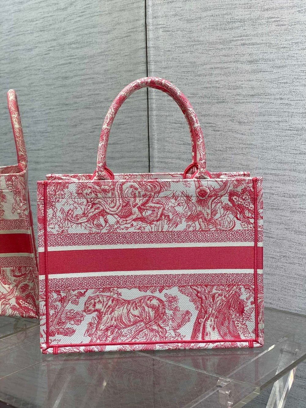 new-luxury-designer-bags-nm15857