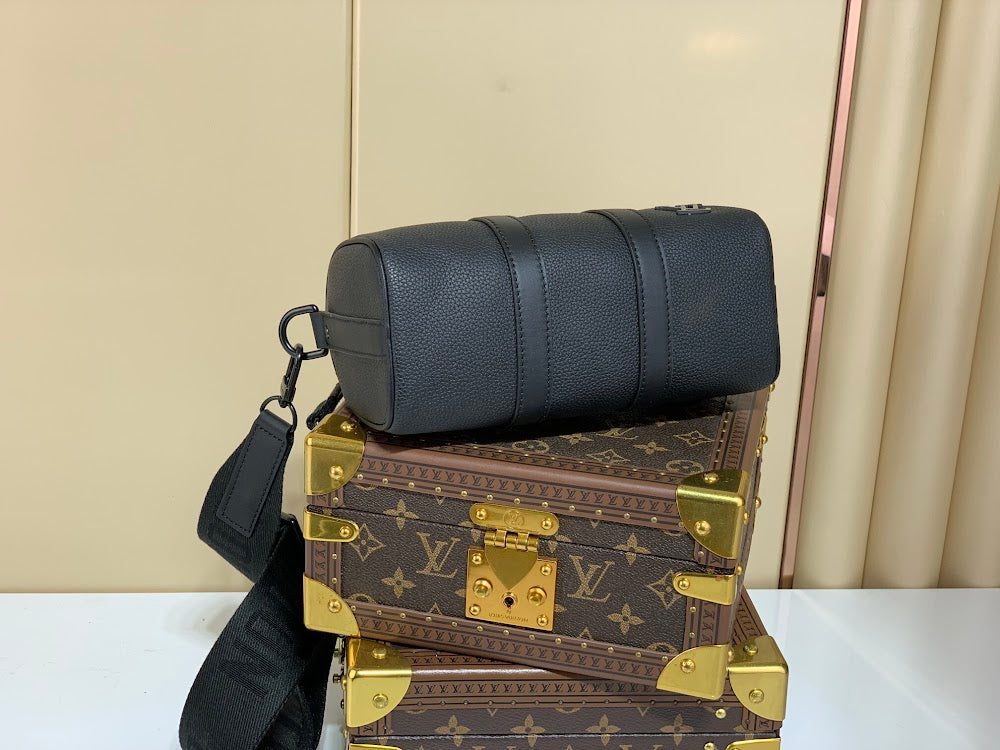 Anum Bags ln Luxury Bag --60421
