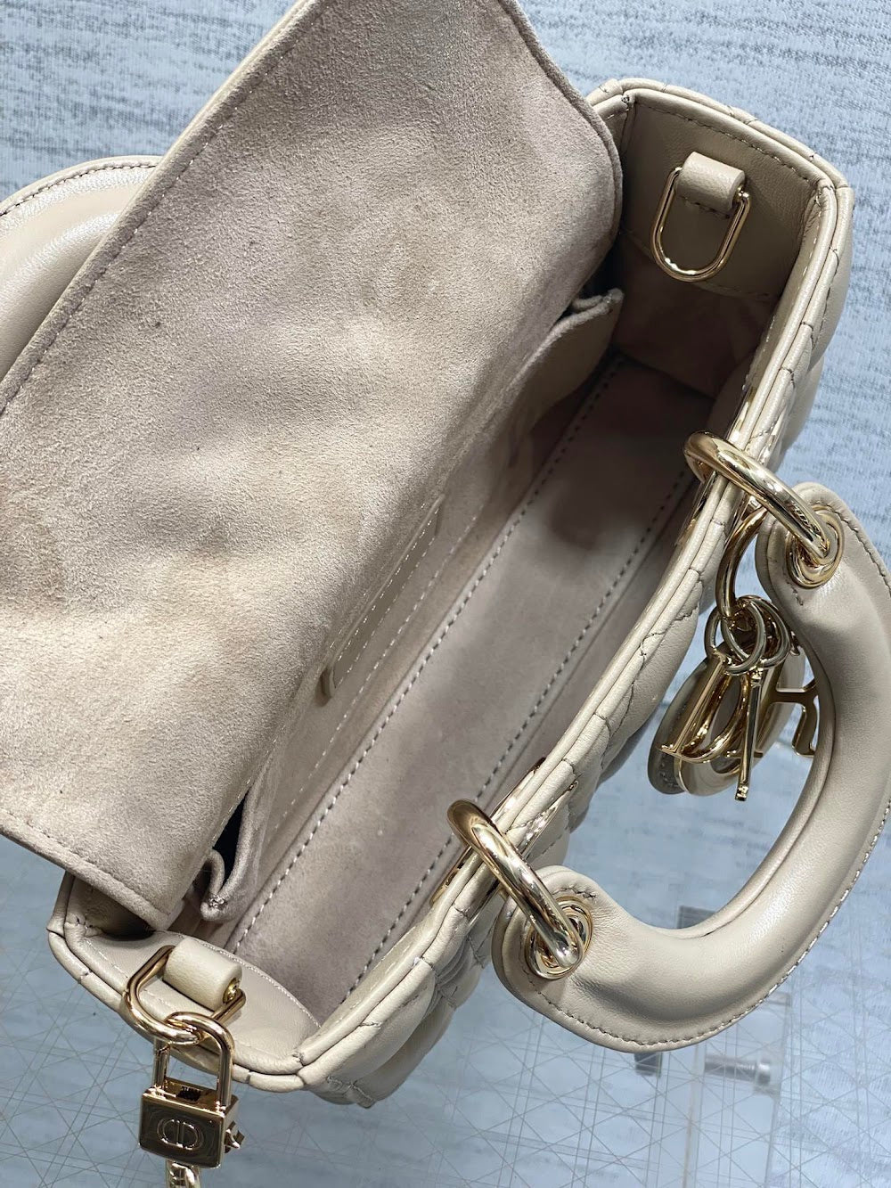 new-designer-premium-bags-nm16872