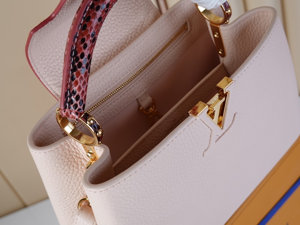 Anum Bags ln Luxury Bag --56836