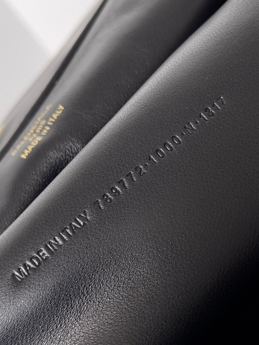 Ezyycart Bags Balenciaga Luxury Bag --111558