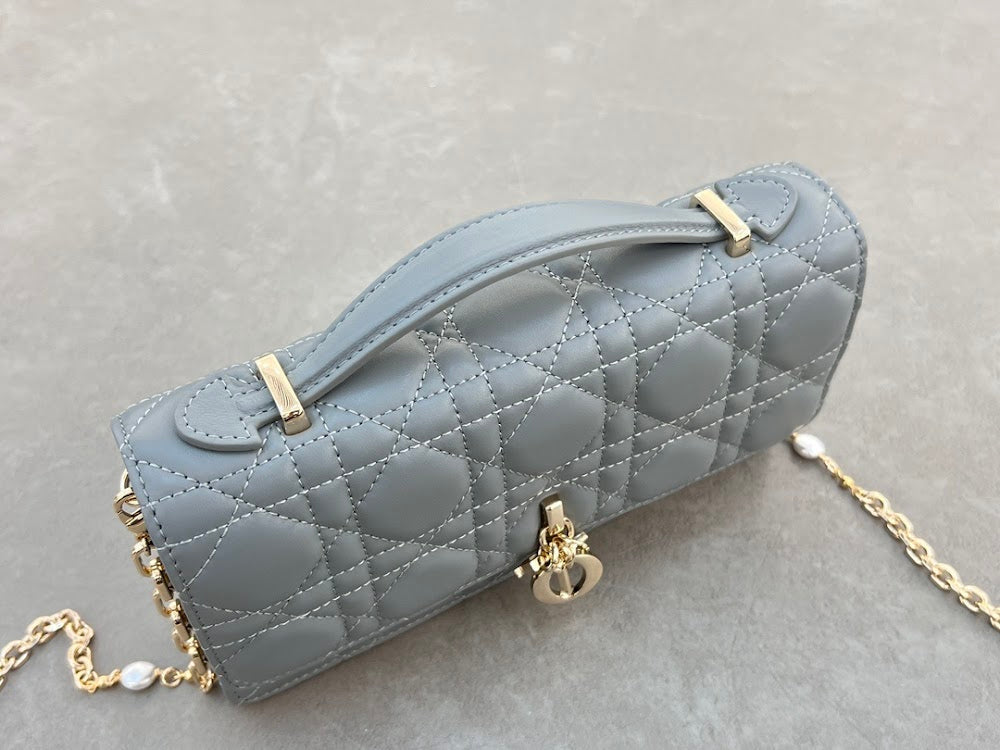new-designer-premium-bags-nm16244
