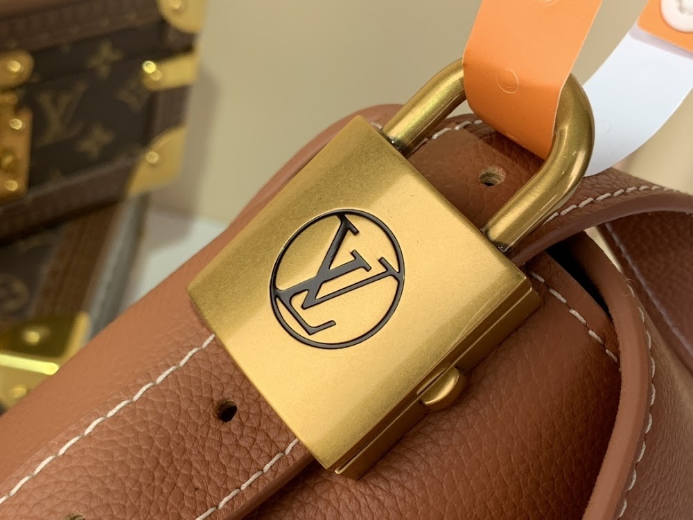 Anum Bags ln Luxury Bag --58308