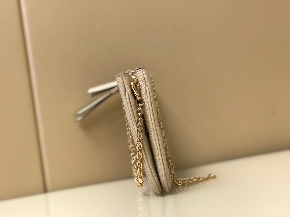 Anum Bags ln Luxury Bag --60030