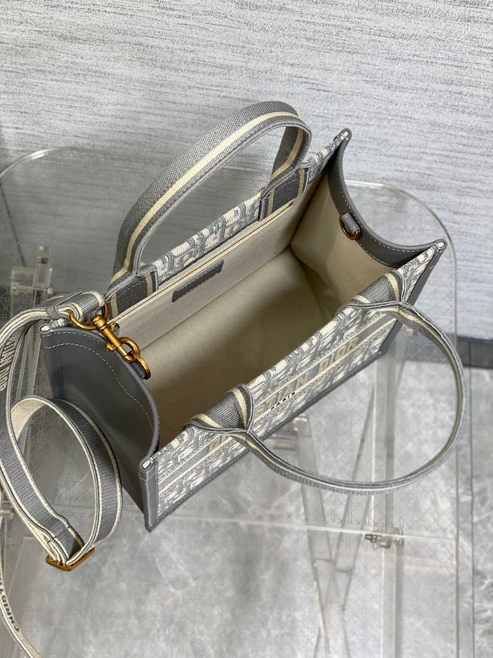 new-luxury-designer-bags-nm16039