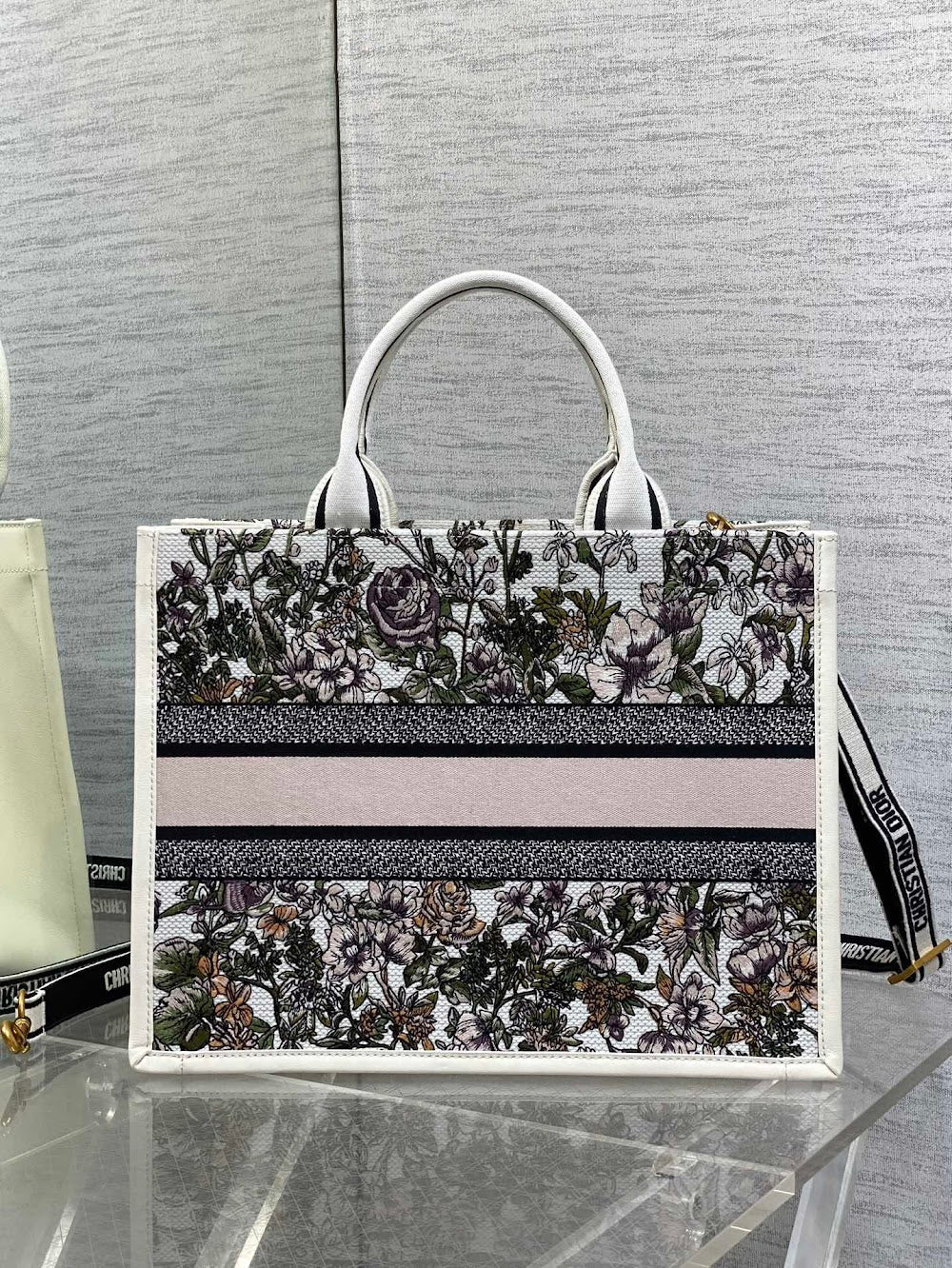 new-designer-premium-bags-nm16485