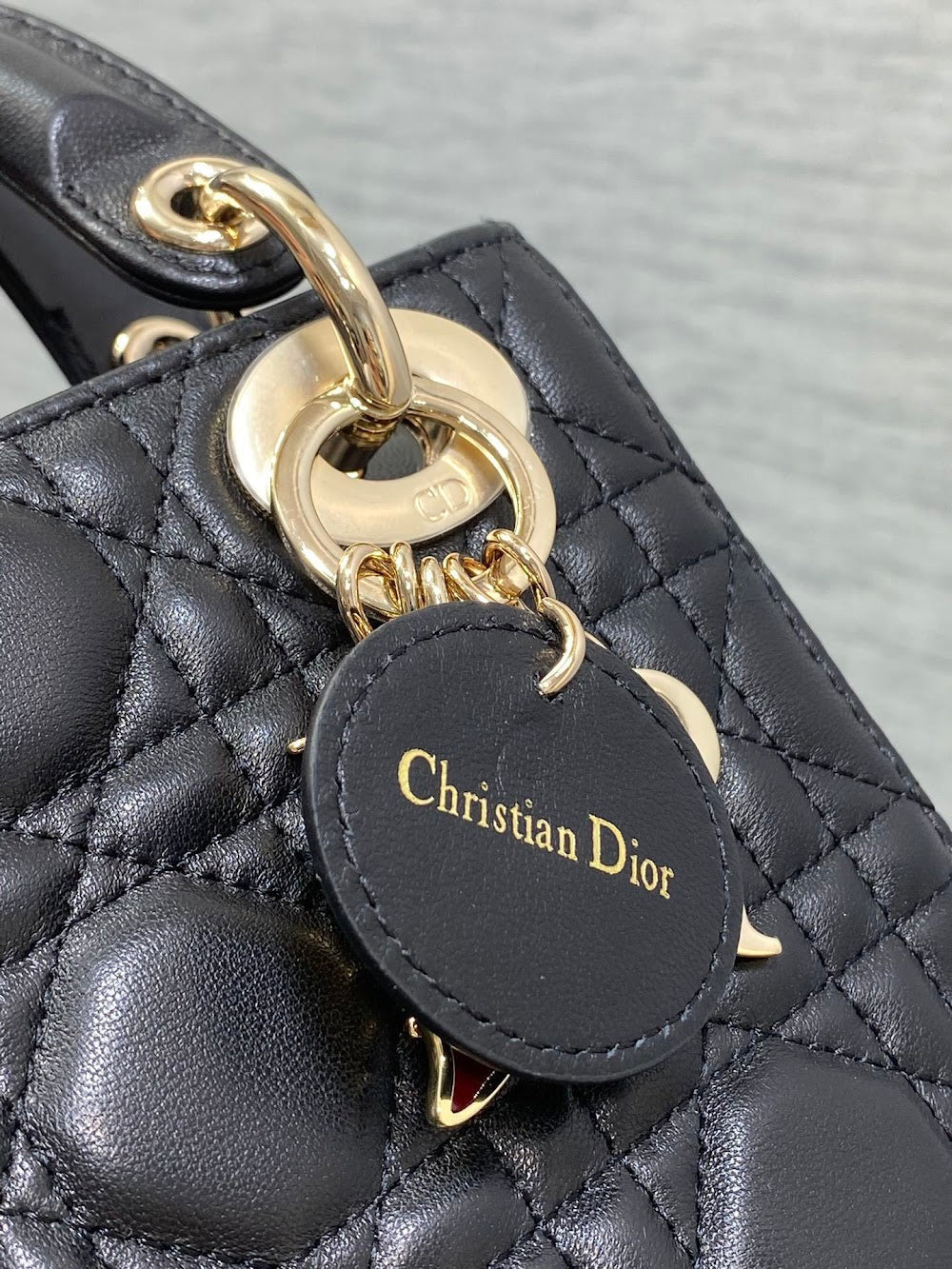new-designer-premium-bags-nm16144