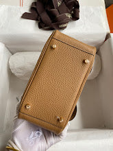 new-luxury-designer-bags-nm11389