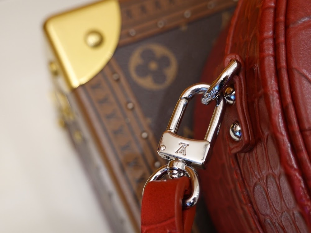Anum Bags ln Luxury Bag --60202