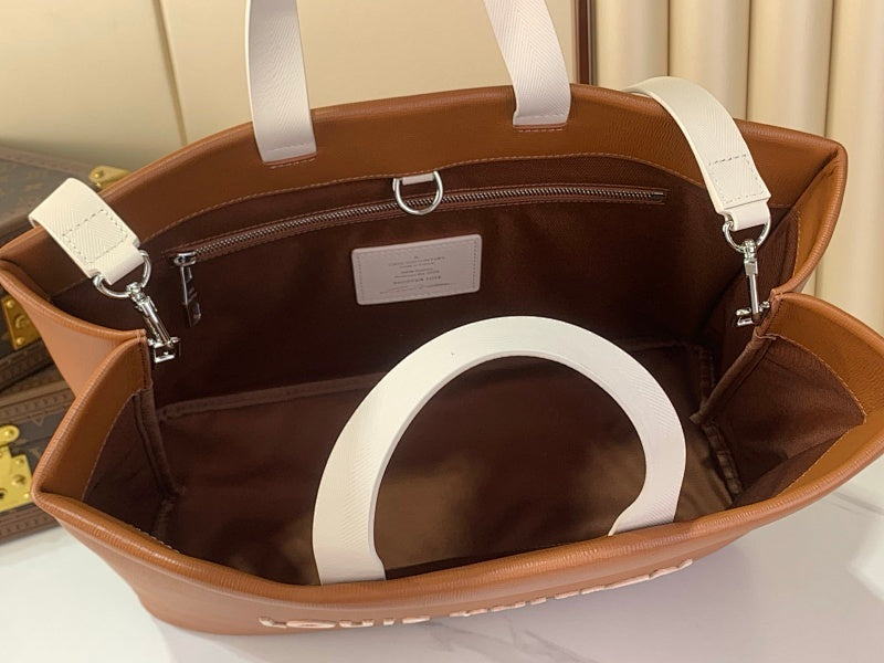 Anum Bags ln Luxury Bag --56035