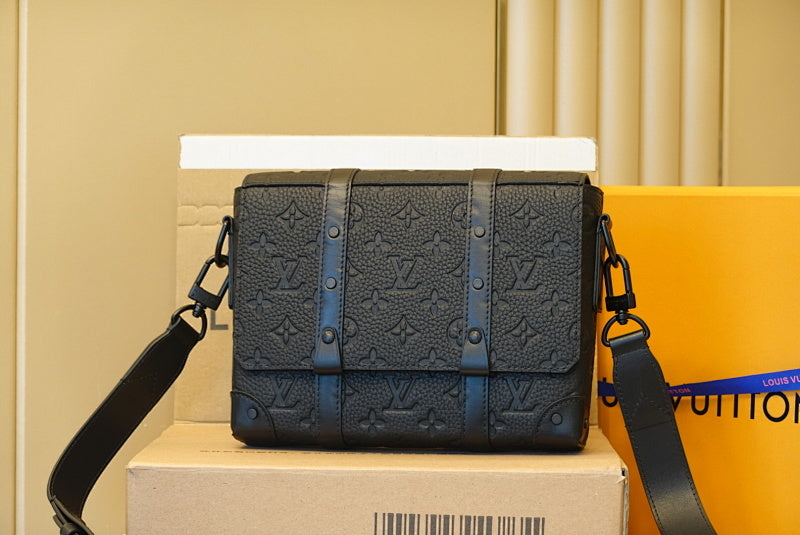 Anum Bags ln Luxury Bag --60367