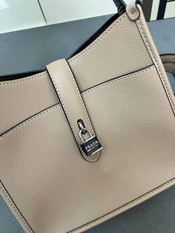 Ezyycart Bags pradn Luxury Bag --74242