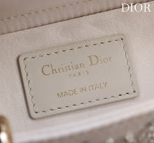 new-luxury-designer-bags-nm7300