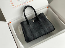 new-luxury-designer-bags-nm11289