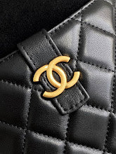 new-luxury-designer-bags-nm5998