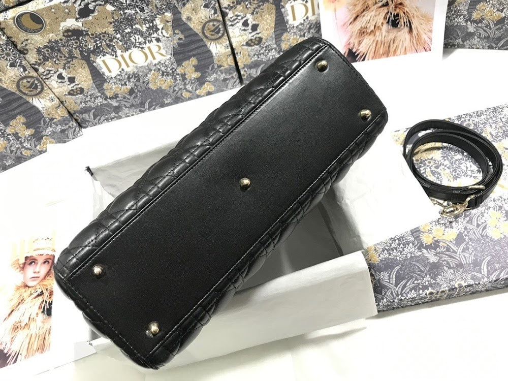 new-luxury-designer-bags-nm16049