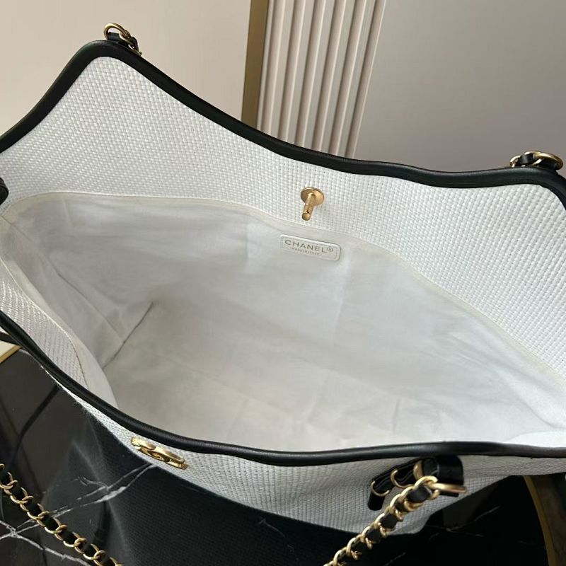 new-luxury-designer-bags-nm20470