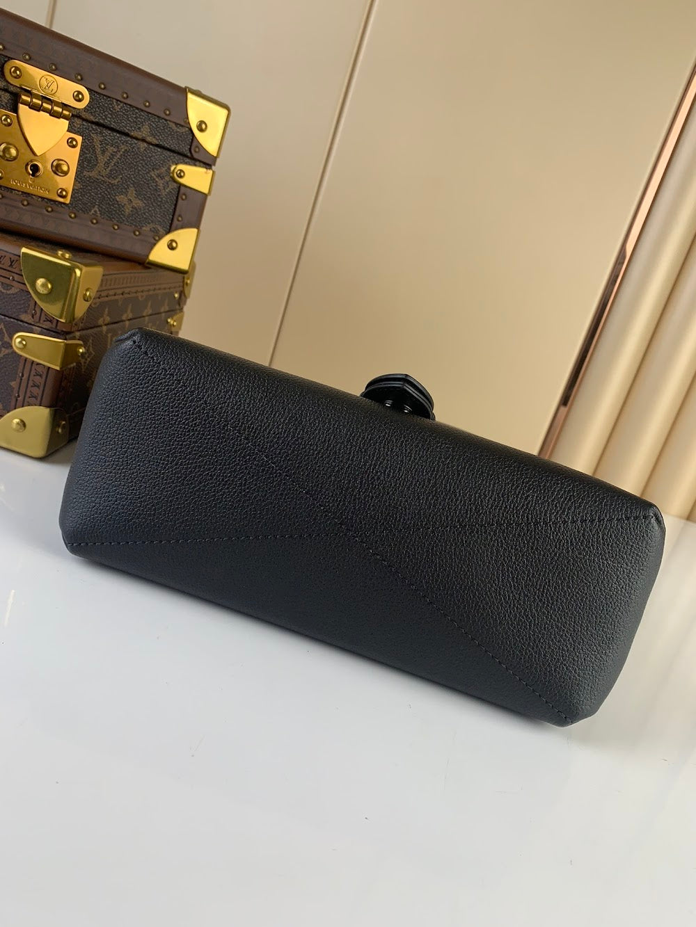 Anum Bags ln Luxury Bag --60841