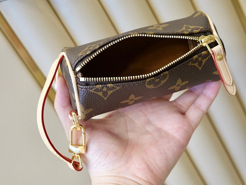 Anum Bags ln Luxury Bag --60268