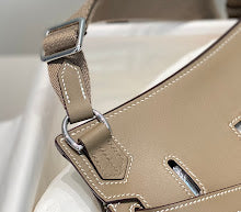 new-luxury-designer-bags-nm11356