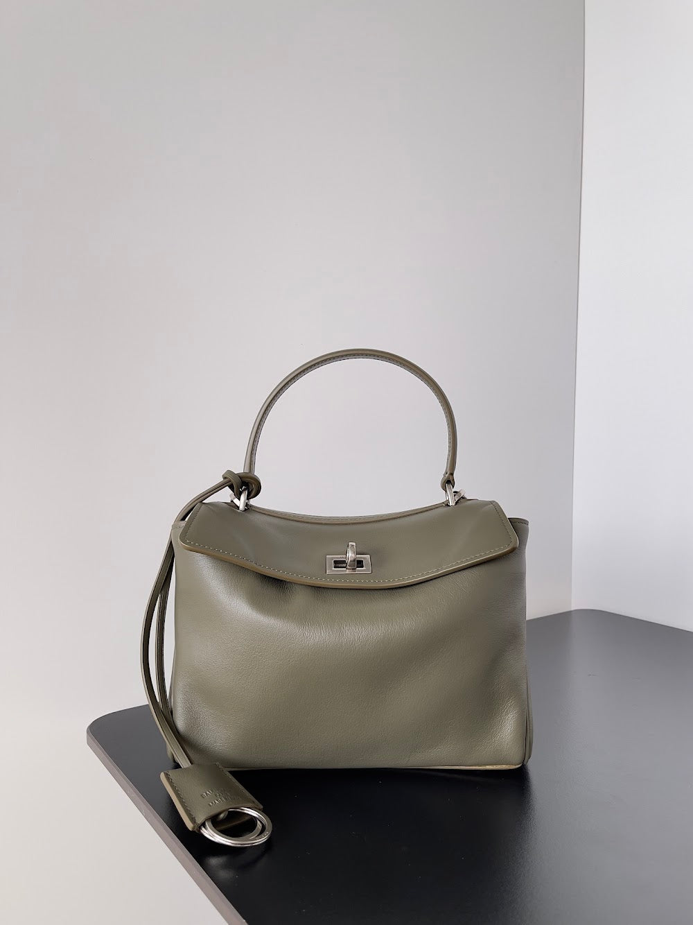Ezyycart Bags Balenciaga Luxury Bag --110649