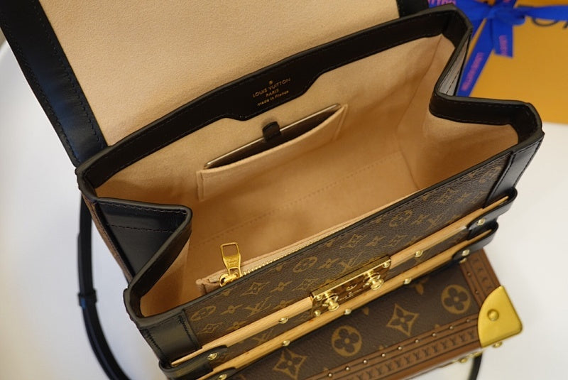 Anum Bags ln Luxury Bag --60200
