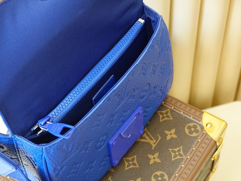 Anum Bags ln Luxury Bag --56484
